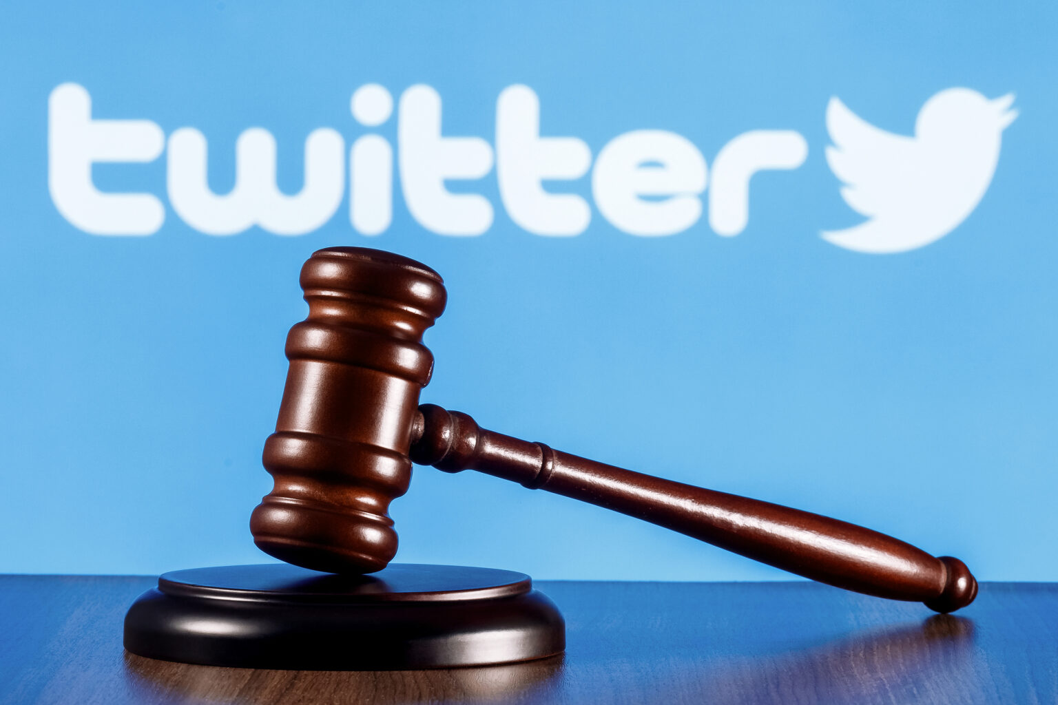 U S Judge Twitters Failure To Pay Millions In Bonuses Violated Contract