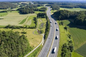 fluctuating levels of traffic changing the risk environment for vehicles